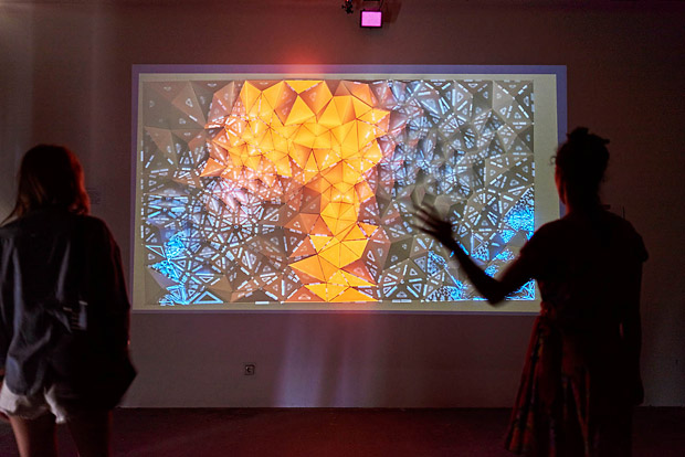 <i>Tesela</i> - interactive mapping sculpture by Aristides Garcia