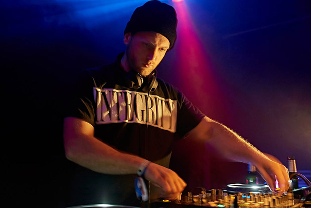 Mumdance